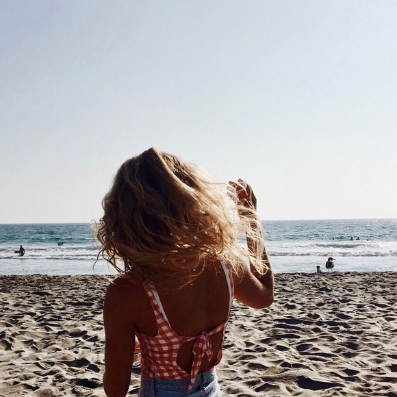 Lulu’s gingham one piece swimsuit - Picture 6 of 7